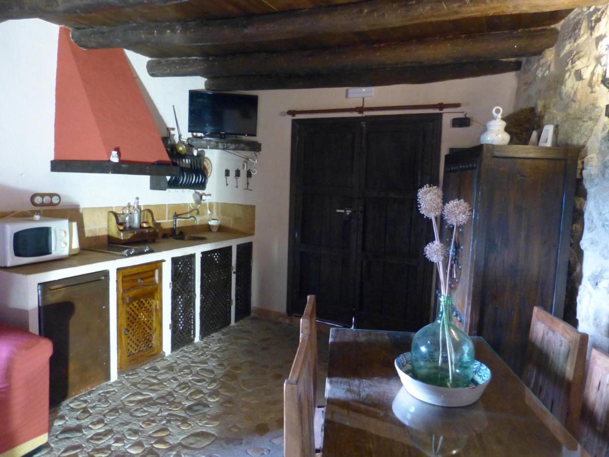 Casa Rural Castillo Ла Ируела Екстериор снимка